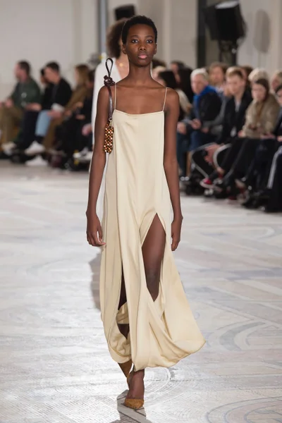 Look 49